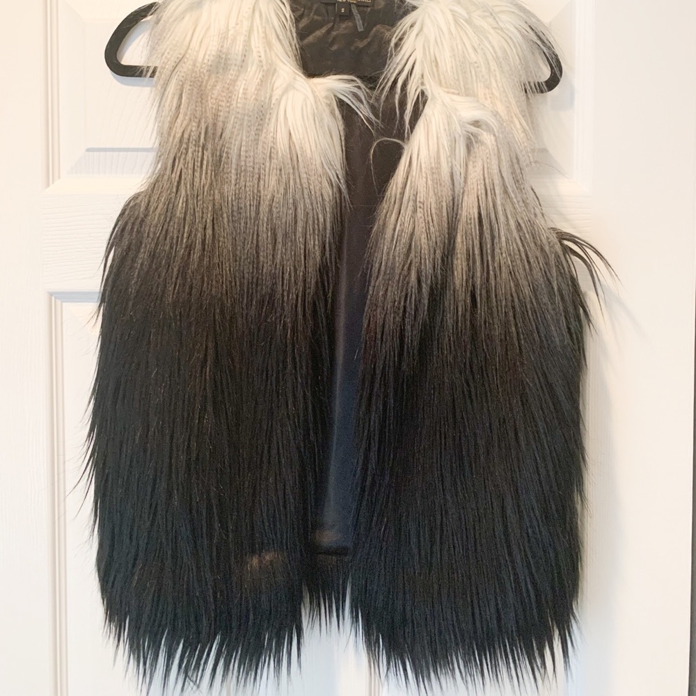Fur vest